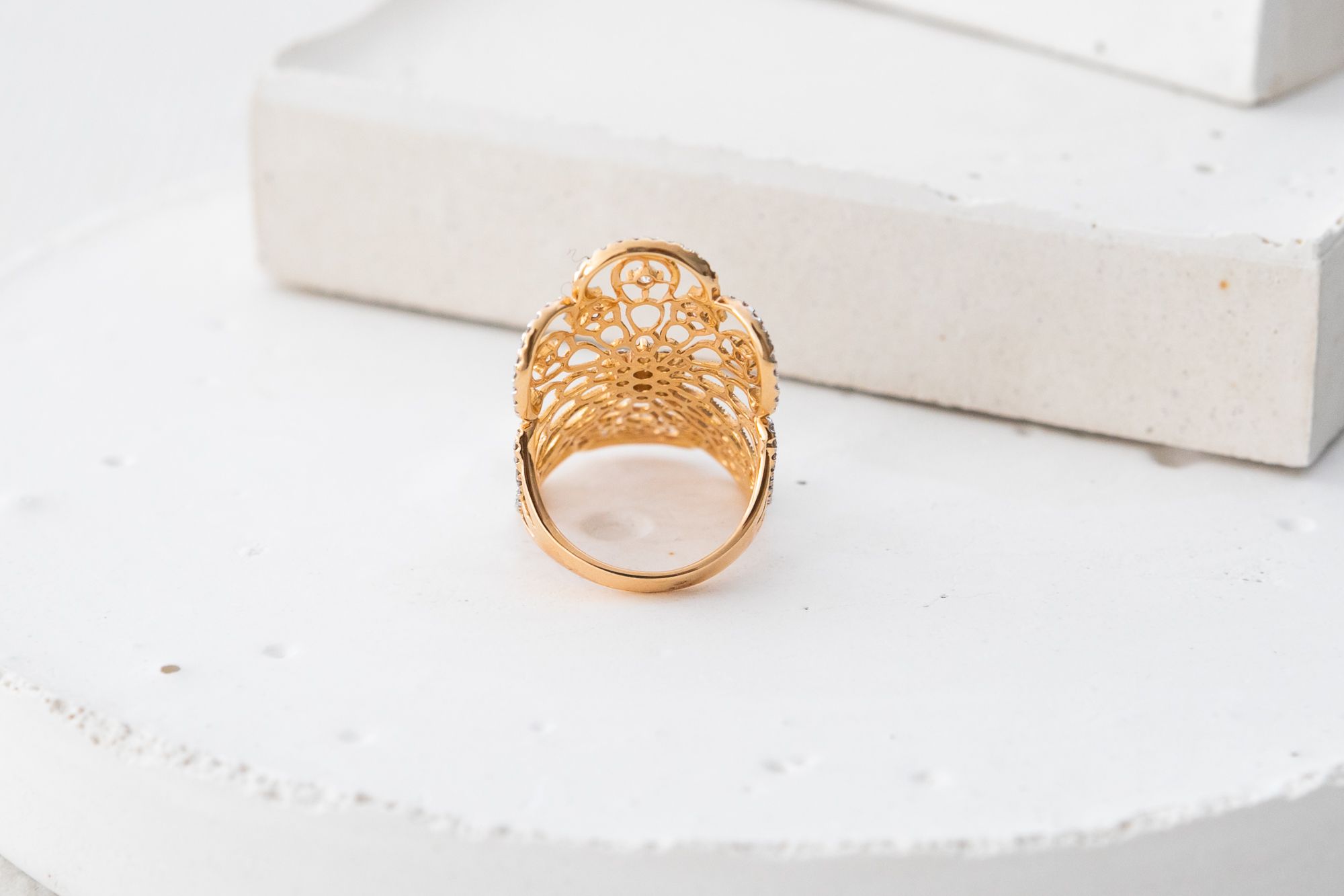 Anel Rendado Diamantes em Ouro Rosa e Branco