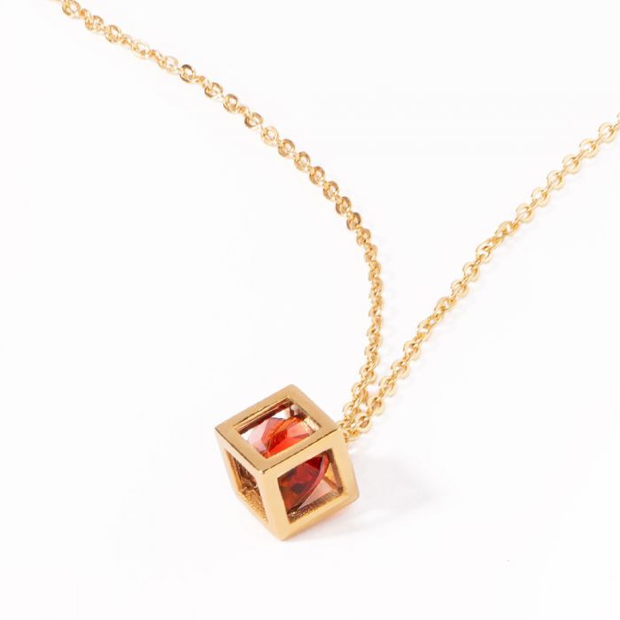 Colar Dourado Coração Vermelho